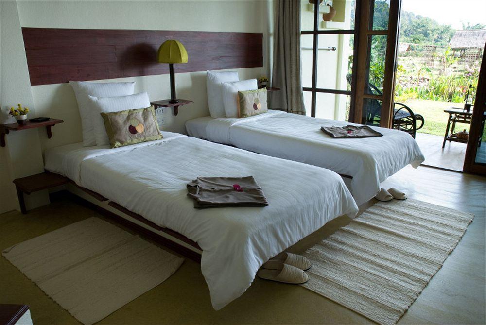 Maekok River Village Resort Mae Ai Exterior foto